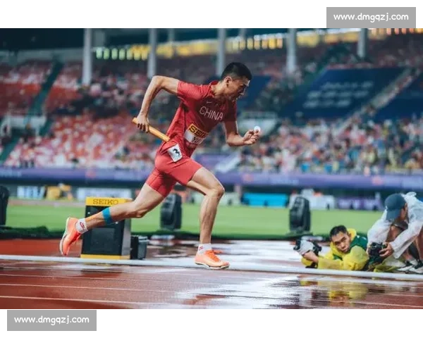 郑驰宇 45 秒 48 创全国赛季最佳 中国男子 400 米 6 人破 46 秒书写历史